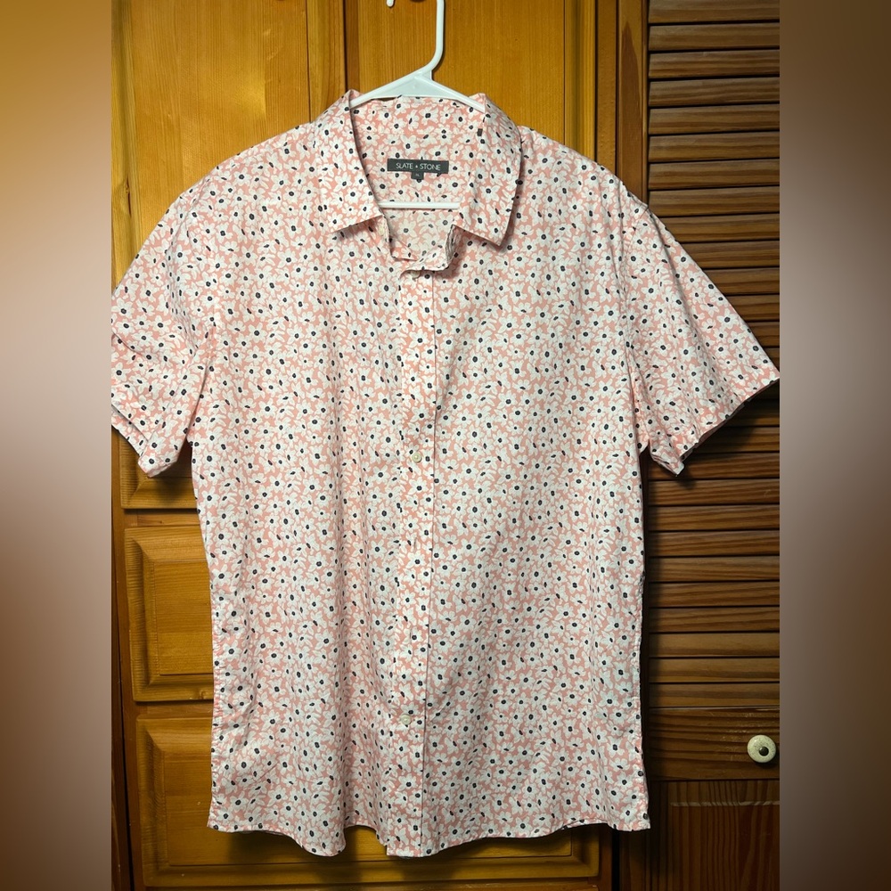 Slate & Stone Pink and White Casual Button Down Shirt